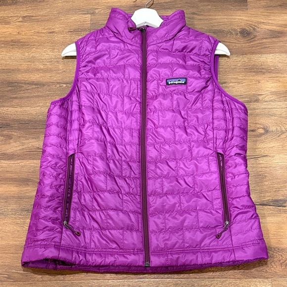 Patagonia Jackets & Blazers - Women’s Patagonia Nano Puff Vest